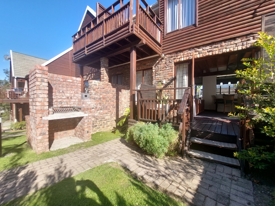 2 Bedroom Property for Sale in Heatherlands Western Cape